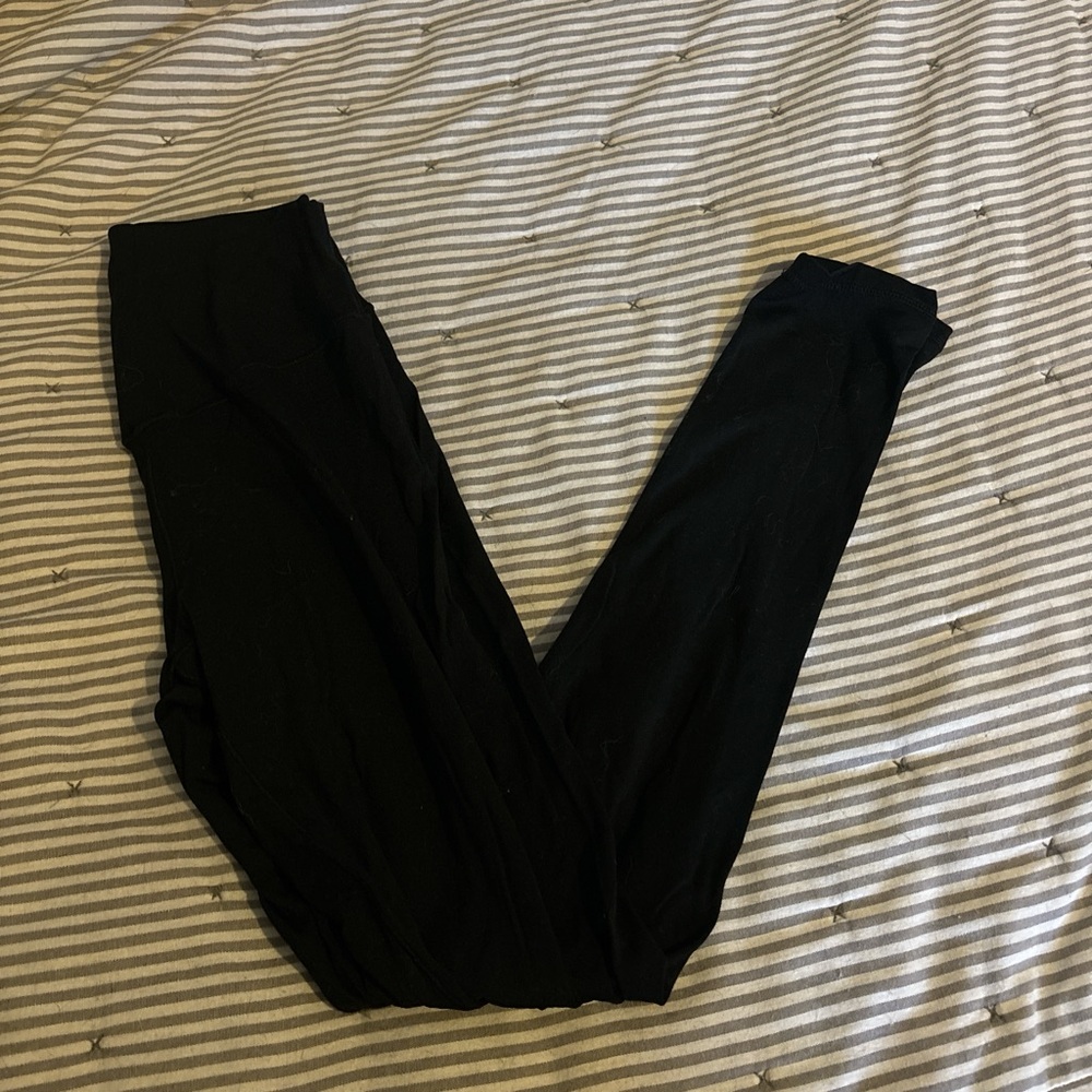 Small black leggings